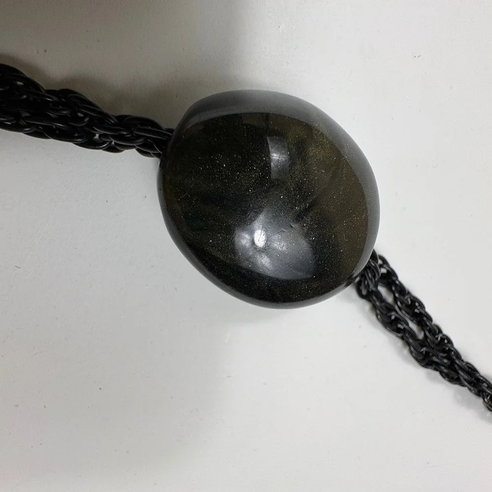 Vintage Doncaster Heavy Medallion Necklace Black Metal‎ Chain Gold Tone